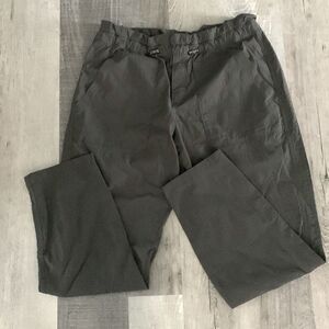 ATHLETA active pants pull on elastic adjust waist pockets w zip at back sz 4P